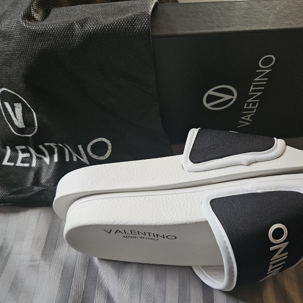 Valentino Slides Black+White Slide Sandals New/box Size 6 TagDustbag Retails 599 - Picture 5 of 12